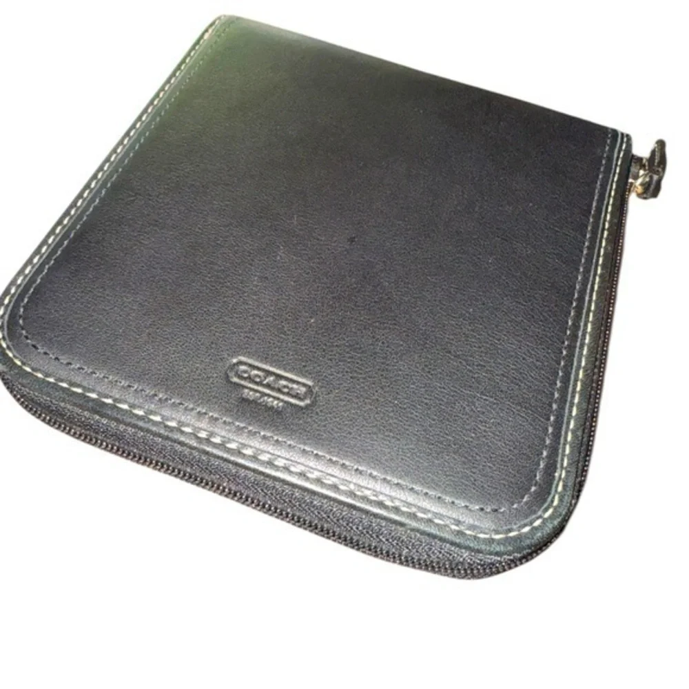Vintage ▶️ COACH ◀️ Black Leather Travel CD Case